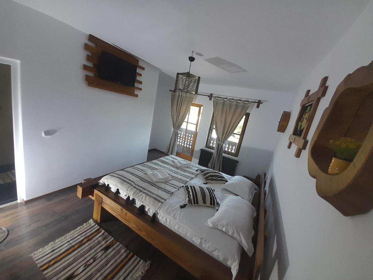 Mosia Dar In Rai Daire Berbesti Dış mekan fotoğraf